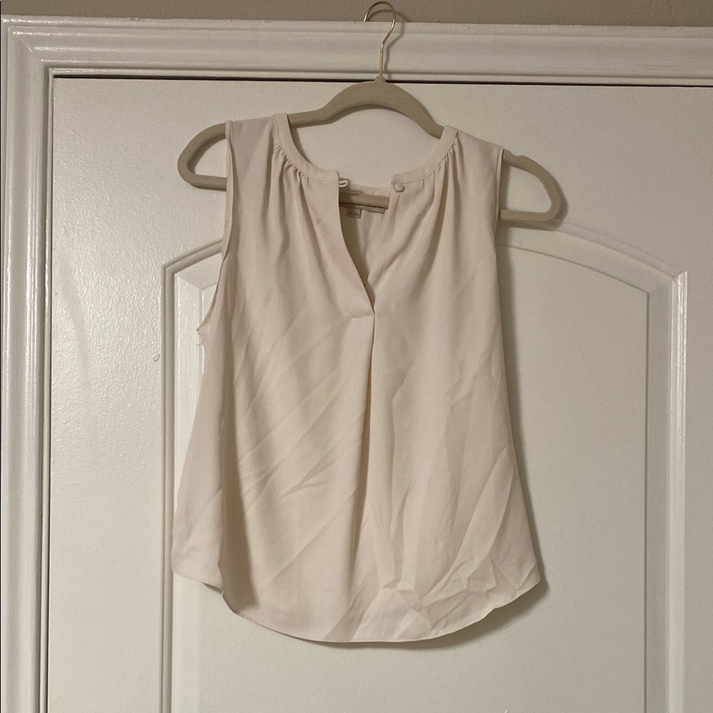 LOFT Tan and Cream Sleeveless Relaxed Blouse